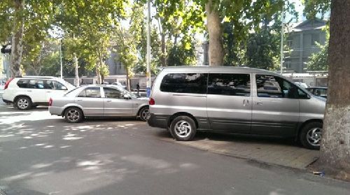 違章停車被拖壞，就該自認(rèn)倒霉？告訴車主如何獲得賠償